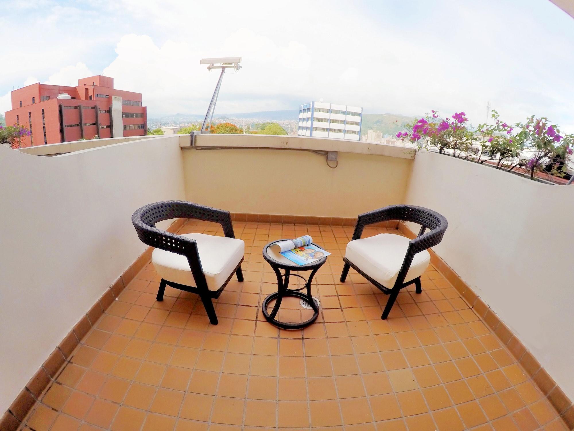 Aparthotel Plaza del General Tegucigalpa Esterno foto