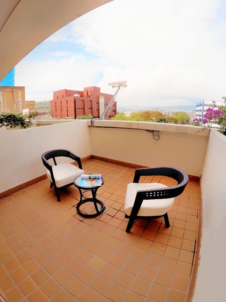 Aparthotel Plaza del General Tegucigalpa Esterno foto